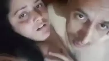 Desi Girl Sucking