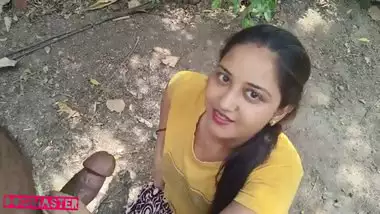 Village girl in farm enjoys outdoor sex with lover