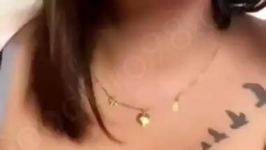 Vansheen Super Cutie Deep Cleavage Short Tango Clip