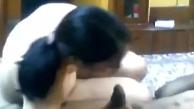 Mature Pakistani Wife Sensual Home Sex With Desi Hindu Uncle