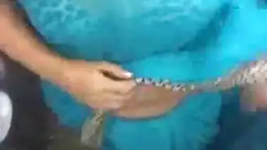 Big Melons Of Tamil Aunty While Taking Shower