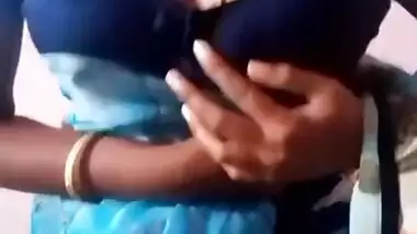 Tamil Aunty Saree Strip Nude Show