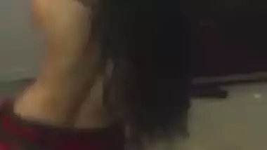 Beautiful Desi Girl Erotic Dance