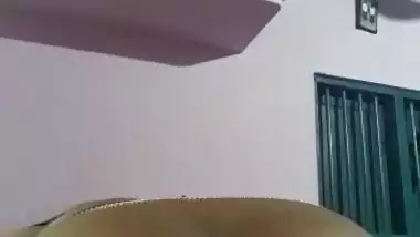 Dick raising nude MMS video goes live