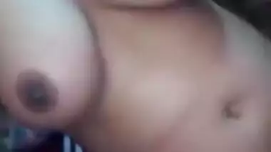 Desi Girl Shows Her Boobs And Pussy