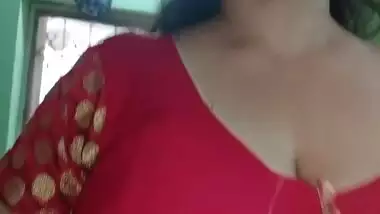 Indian Bhabhi Has Sex With Stepbrother Showing Boobs