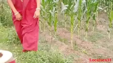 Slut bhabhi takes her neighbor’s dick on the farm – Desi sex