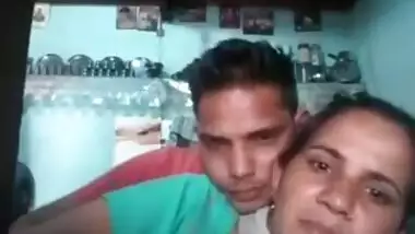 Punjabi boob engulfing video exposed on cam