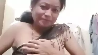 Assamese bhabhi boobs show for husband friend