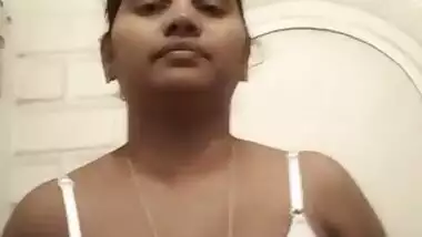 desi aunty remove dress