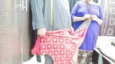 Fat Desi tailor fucks poor Pakistani girl into her XXX anal hole