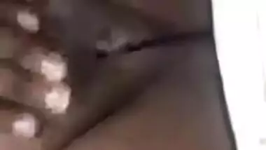 lankan Tamil Girl Showing Her Boobsa nd Pussy on Video Call