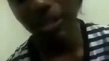 Homely Tamil College Girl Making Her Own Nude Video