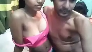 Desi chick making sex video on computer with boyfriend indian sex video