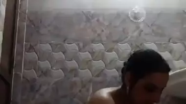 sexy gujarati girl riding bf dick