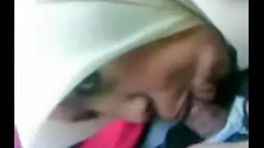 Hot Muslim girl blowjob free porn pics and video