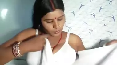 Indian Women - Beautiful Bhabhi