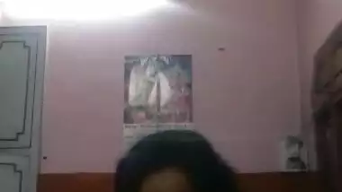 Busty mature Indian Bhabhi making her own nude video