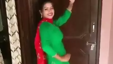 busty sexy girl in salwar dancing