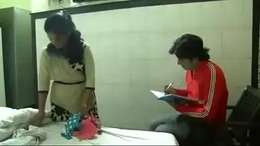 Free bollywood sex video of a boss and his maid.