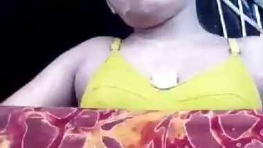 Cute Desi Village girl Showing her Boobs and Pussy