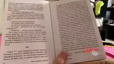 Вызвал сексуальную служанку и она отполировала мой член