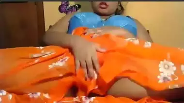 Desi bhabi wet pussy