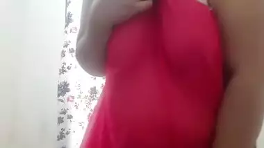 Hot Desi Bhabhi In Red Trnasparent Saree