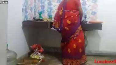 Desi Bengali desi Village Indian Bhabi Kitchen Sex In Red Saree