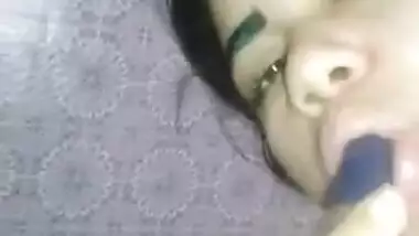 Desi Punjabi aunty inserting lipstick