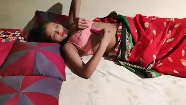 indian teen sarika masturbating with vibrato