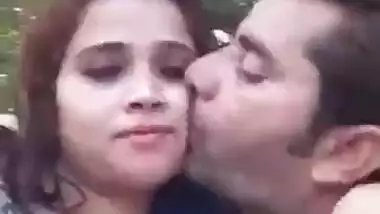 Hot selfie video of a young couple in a park