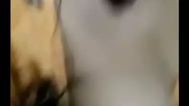 Nogaon lady show her boobs