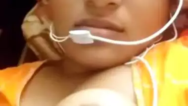 Beautiful Desi mom milking her huge XXX boobs during video call