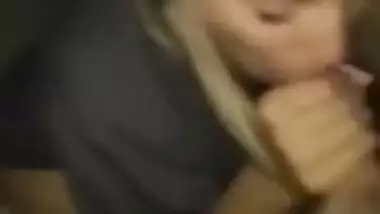 Desi babe sucking and hard fucked