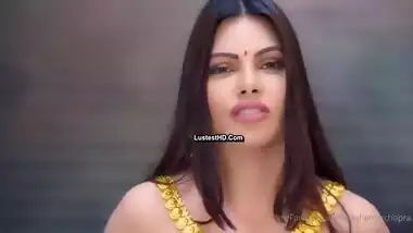 Just Queening - Sherlyn Chopra