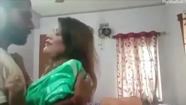 Indian Sexy Milf Maid Having Sex With New Boss.. With Clear Hindi Audio!!