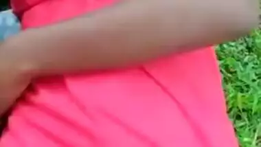 Tamil Desi XXX lovers have a romantic sex outdoors MMS video