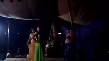 open village dance mujra hot WFX