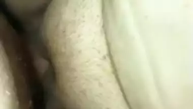 wife fat pussy fucked and fill it with sperm