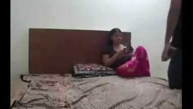 Desi chudai movie of Indian randi for money caught on web camera