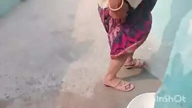 Indian village girl save her pussy