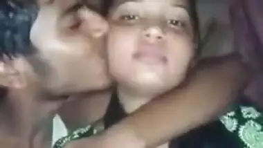 guy squeeze his cousin sister boobs n kisses her