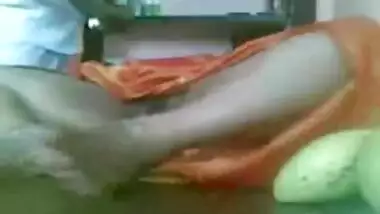 Hot Southindian Busty Aunty's Pussy exposed