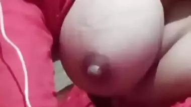 HUGE BOOBS DESI GF VIDEO CALL FUN