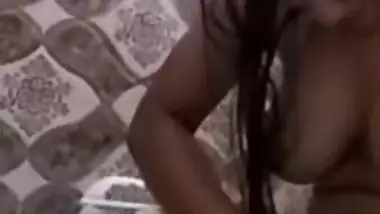 Indian Gf Shaving Pussy