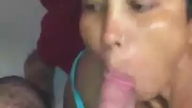 Mature Desi Randi sex with her customer MMS video