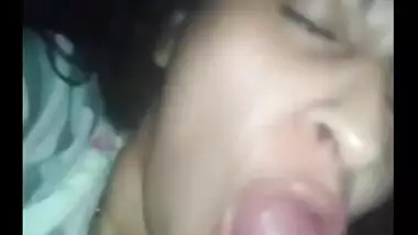 Desi sex blog presents mature aunty given hot blowjob to young servant