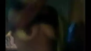 Pakistani sex video of mature bhabhi being seduced by neighbor