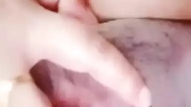 Unsatisfied Bhabi Showing Pussy